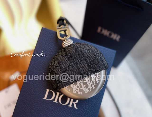 DE10010 Dior Small wine pot
