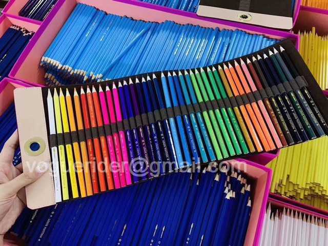 DE10012 LV color pencils suit