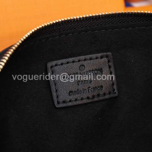 DE10019 LV Pencil Case