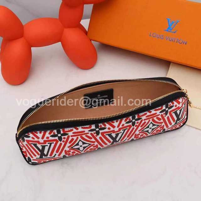 DE10019 LV Pencil Case