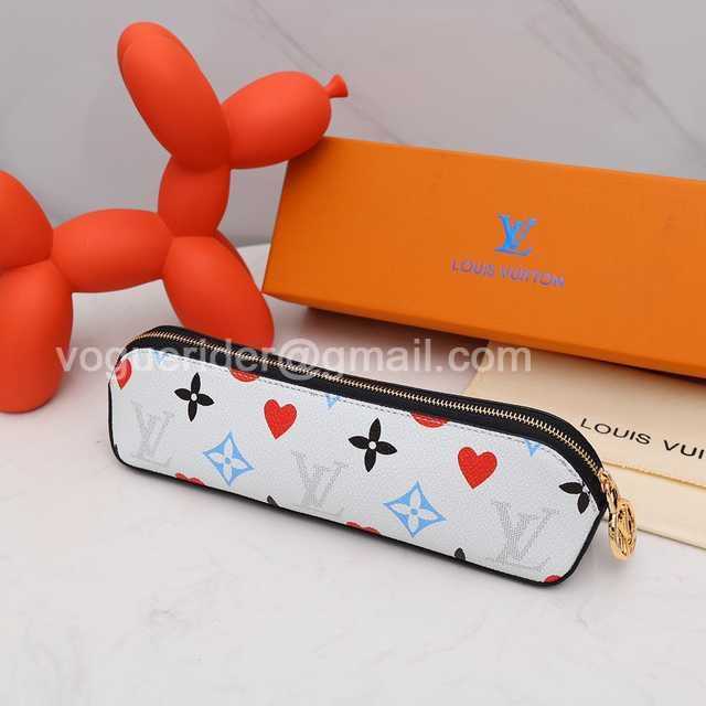 DE10019 LV Pencil Case