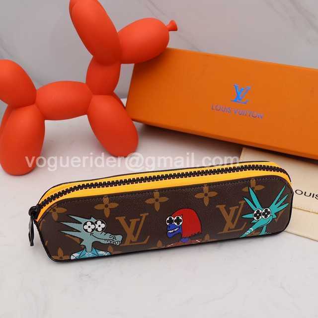 DE10019 LV Pencil Case