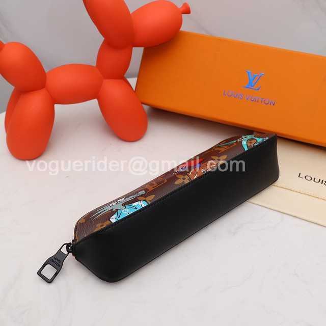 DE10019 LV Pencil Case