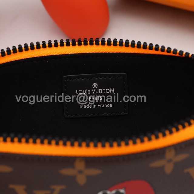 DE10019 LV Pencil Case