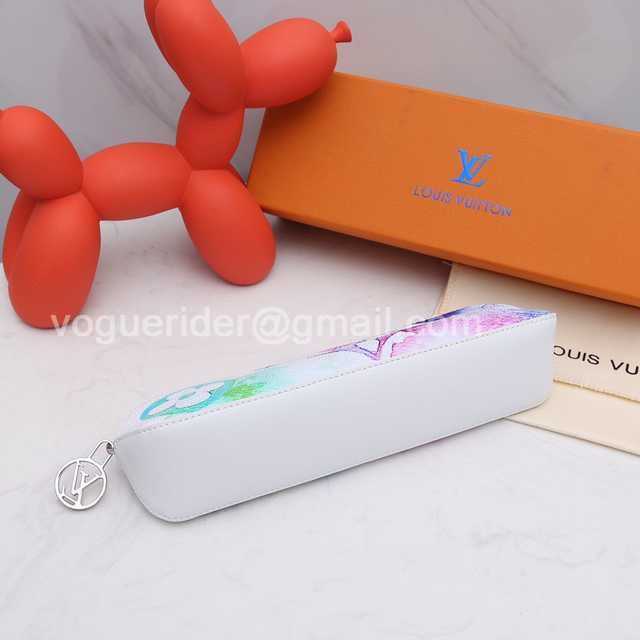 DE10019 LV Pencil Case
