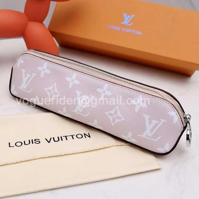 DE10019 LV Pencil Case