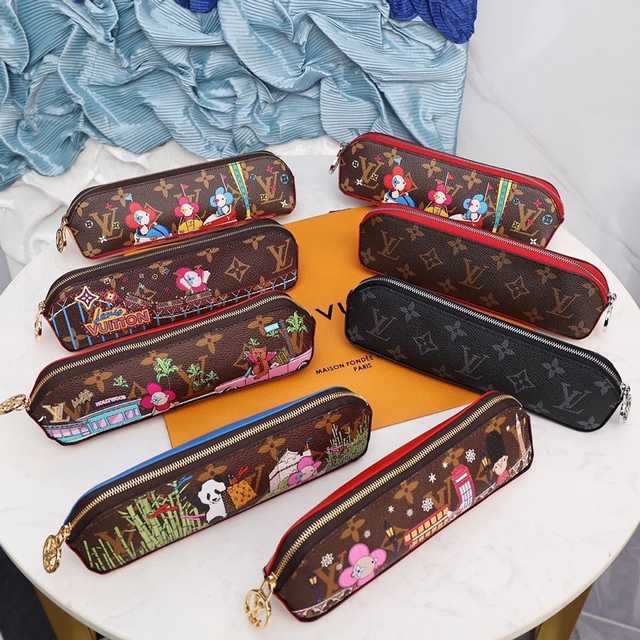 DE10020 LV Pencil Case
