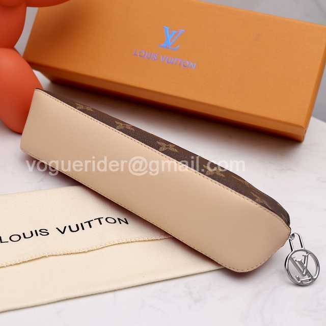 DE10020 LV Pencil Case