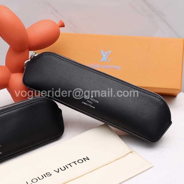 DE10020 LV Pencil Case