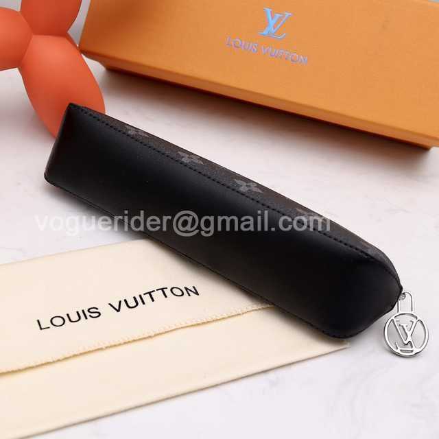DE10020 LV Pencil Case