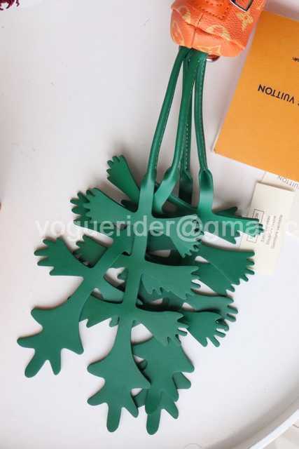 DE10021 LV Hangings/Clutch