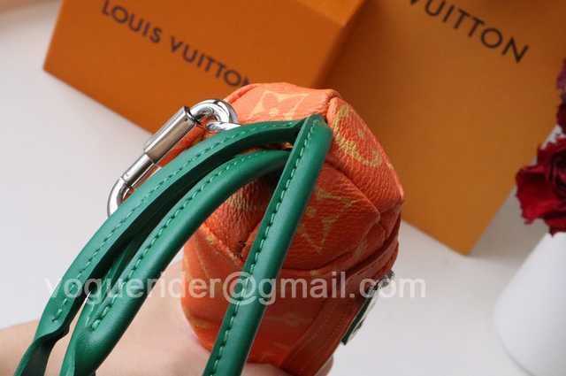 DE10021 LV Hangings/Clutch