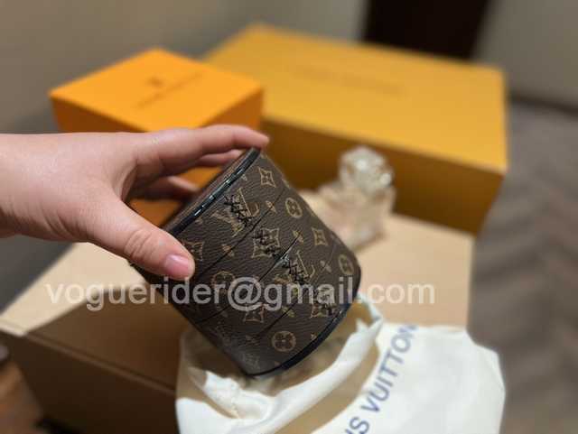 DE10024 LV Jewelry case