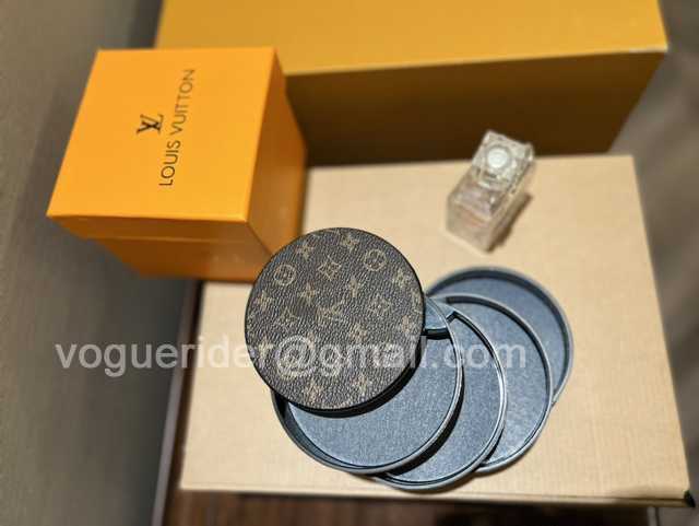 DE10024 LV Jewelry case