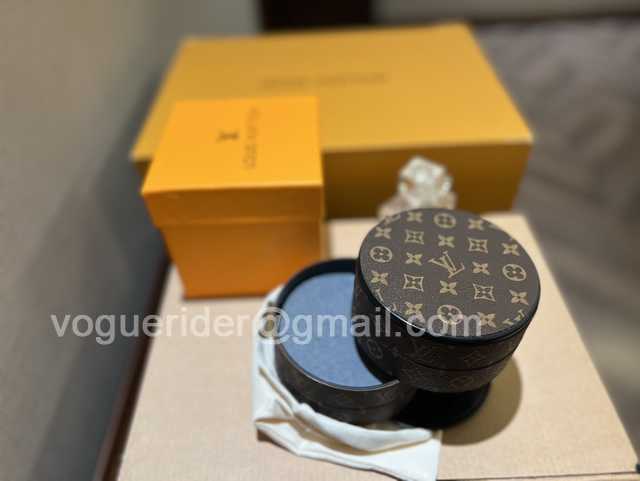 DE10024 LV Jewelry case