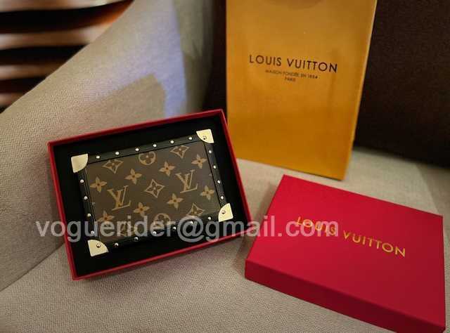 DE10025 LV Jewelry Case