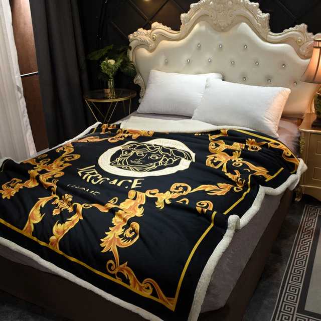 BE10023 Versace blanket