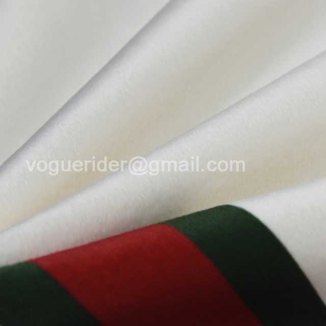 BE10030 Gucci blanket