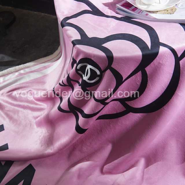 BE10034 Chanel blanket