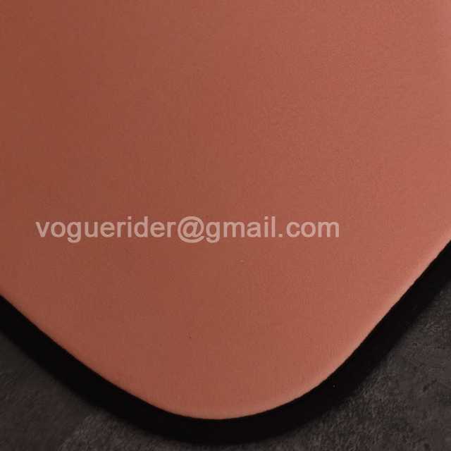 BE10046 Gucci carpet